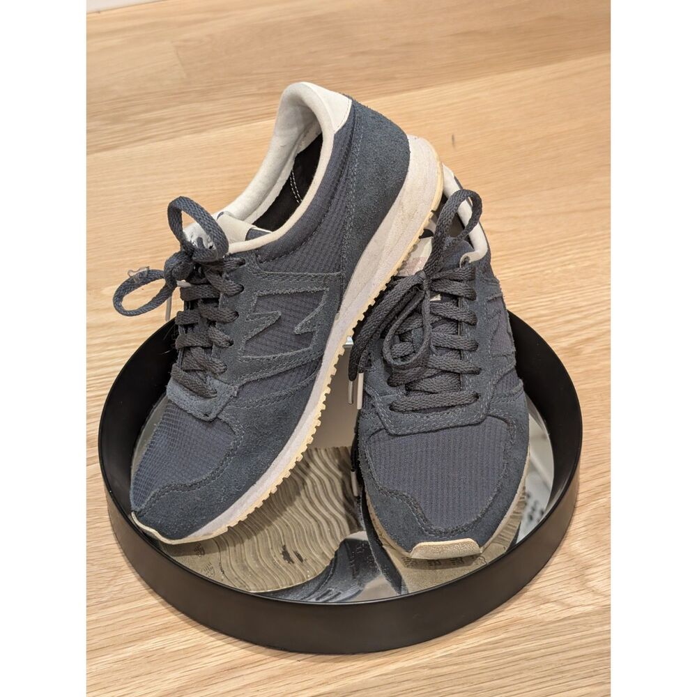 New Balance 420 Women's Stonewash Blue Suede Shoes Size 5.5